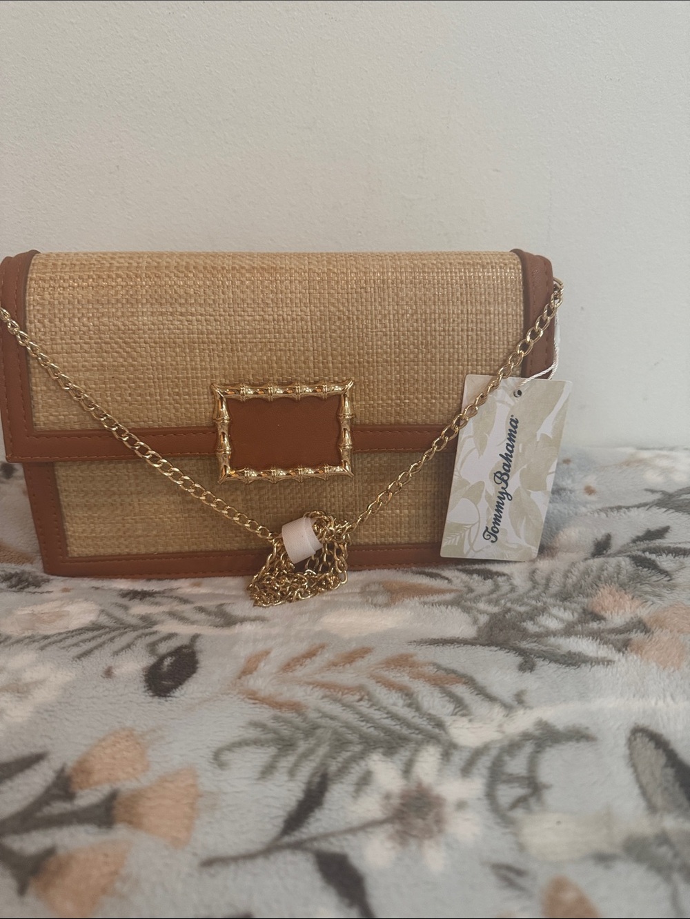 Tommy Bahama Straw Clutch with Brown Trim and Gold Buckle - Picture 2 of 10